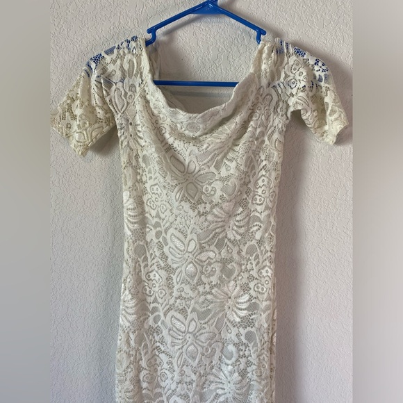 Love J White Bodycon Maxi Dress w/ Floral Lace Pattern Size S - Picture 2 of 6